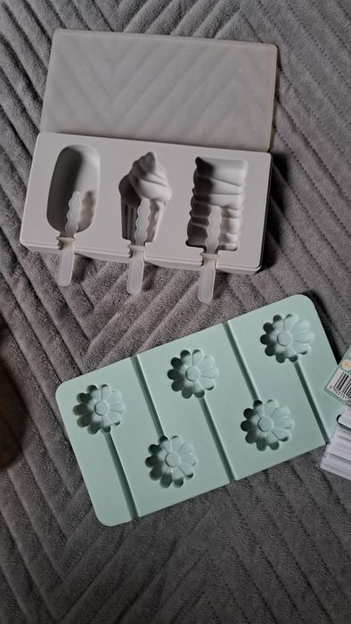 Foremki silikonowe do lodow i lizaków