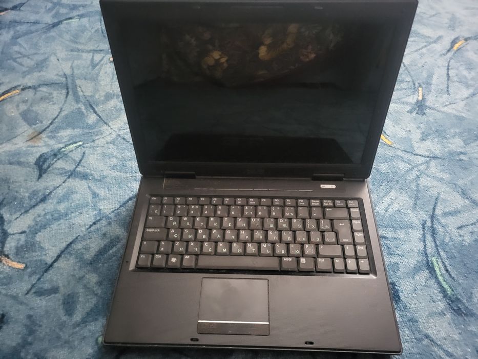 Ноутбук asus X80L