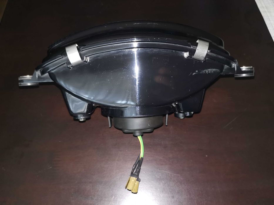 Lampa przednia Yamaha TZR 50 80 (tzw. stara buda)