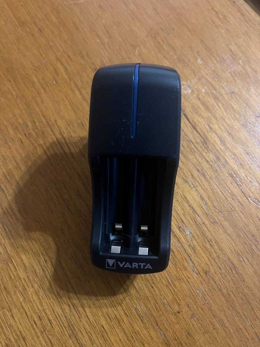Зарядное устройство varta mini charger type 57646