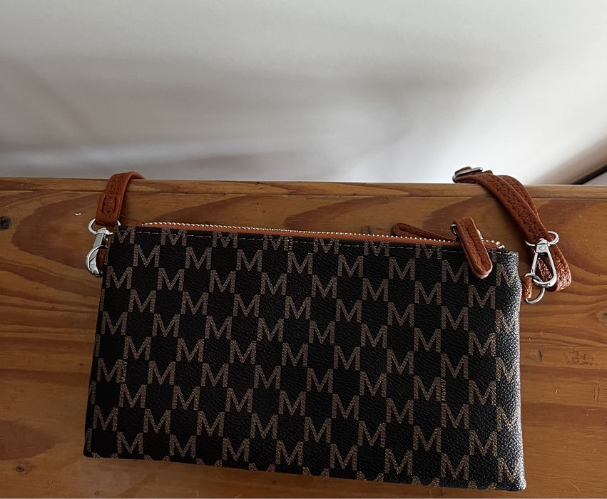 Mini mala MK nunca usada