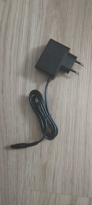 Carregador para Máquina de Barbear Philips multigroom