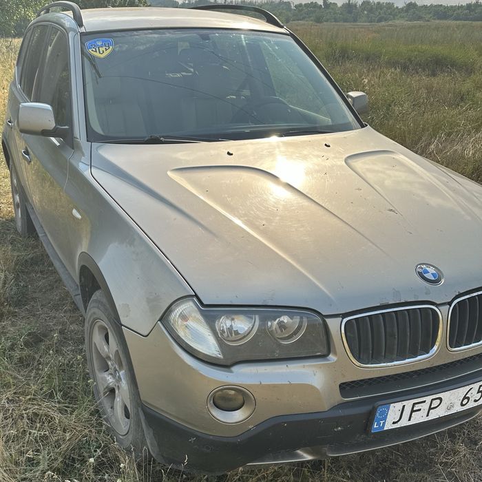 Продам BMW X3.