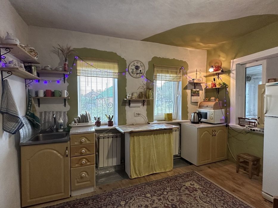 Домик в деревне у леса - с печкой, газом, бесперебойником!