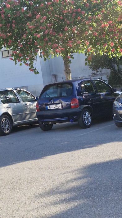 Opel corsa b ano 2003