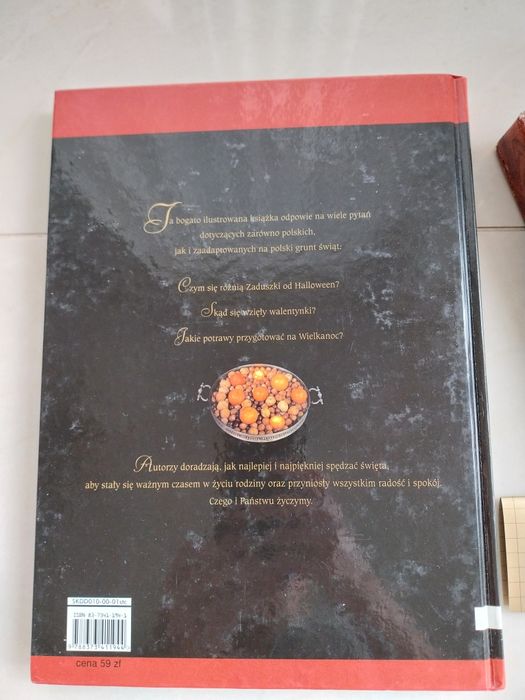 Zestaw Książka Święta w Polskim Domu i łopatka