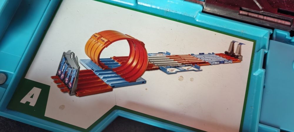 Tory hot wheels zestaw kaskaderski 3w1