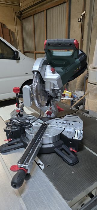 Metabo, serra de esquadrias  kGSV 254MC