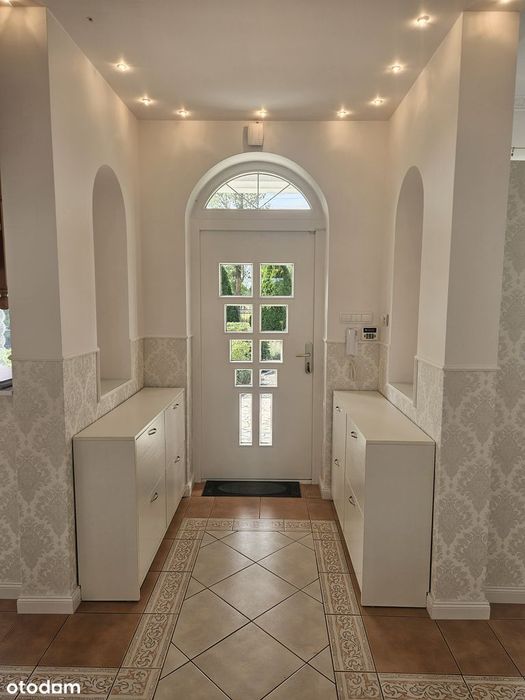 Elegancki dworek z apartamentem dla gości  w Stargardzie, ul. Reymonta