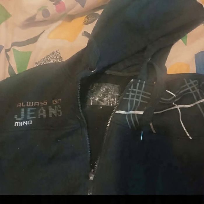 Czarna, bluza męska , rozpinana , rozm M
