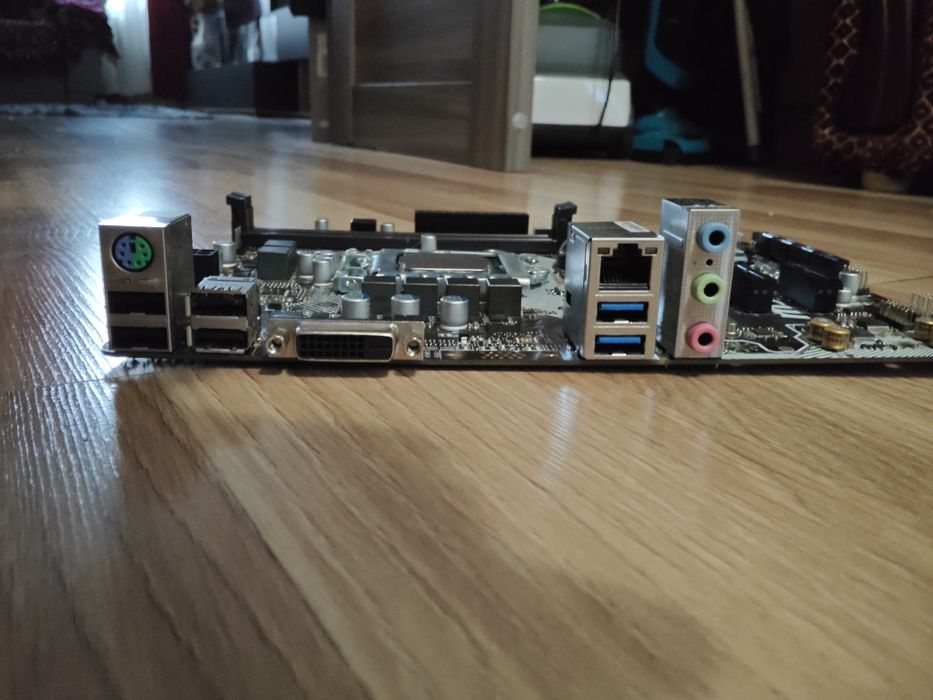 материнка msi H110M PRO-D