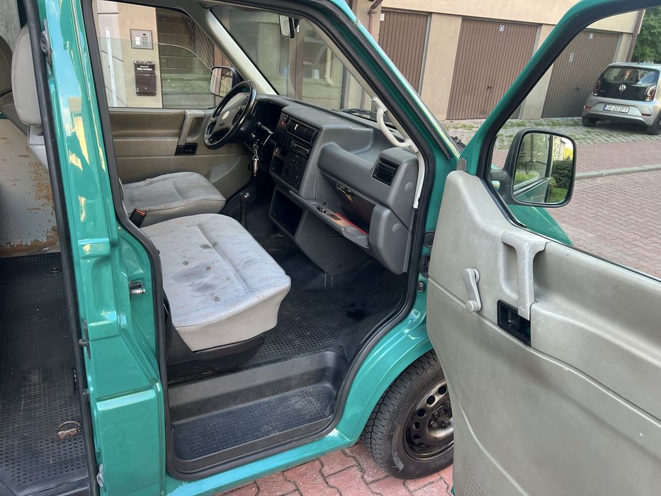 Volkswagen transporter T4 Dostawcze 2003 LONG 9 Osobowy 2.5 TDI z Hakiem Okazja!