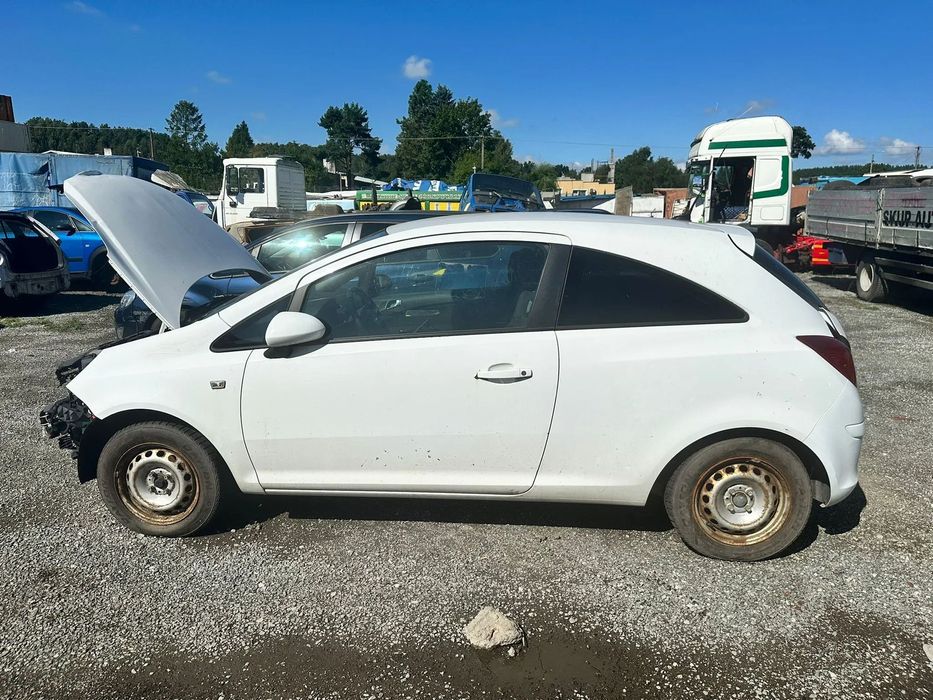 ❌Dawca części❌ OPEL CORSA D IV 2013R 1.2 16V ECOFLEX KOD LAK: Z474