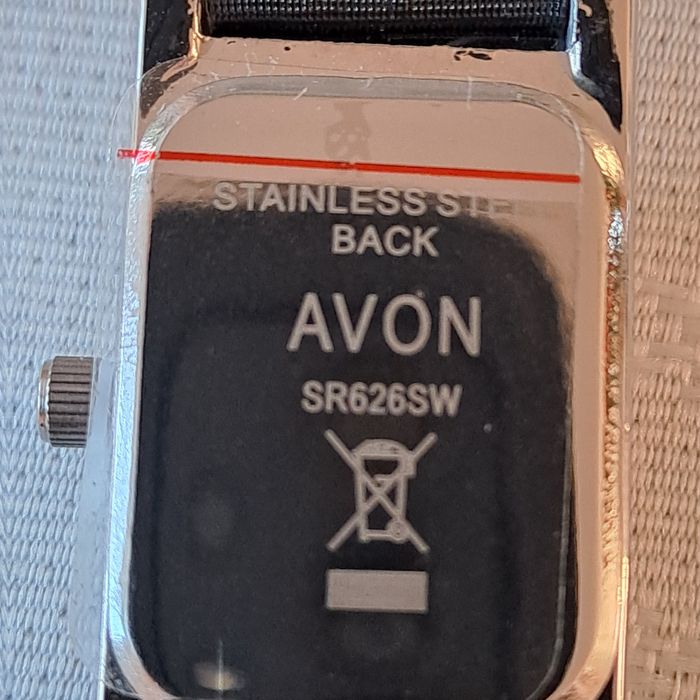 Nowy zegarek Avon