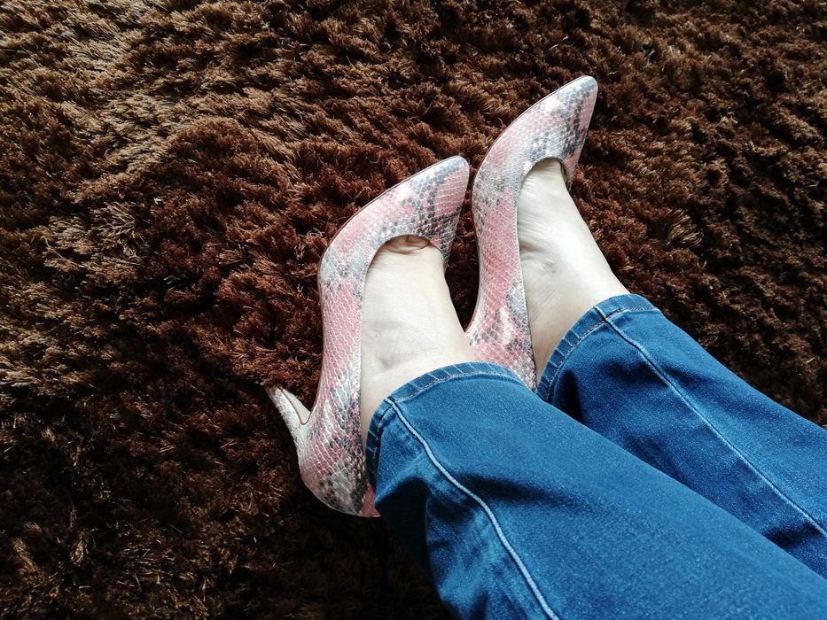 Stilettos Eureka em pele N40