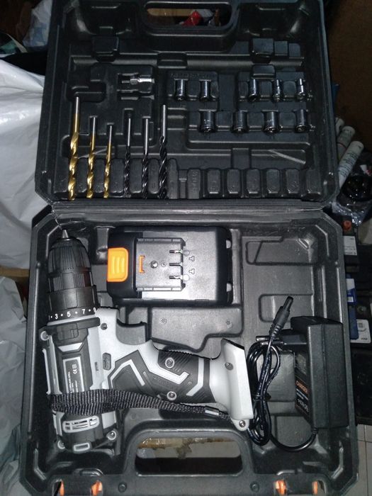 Aparafusadora a bateria 20V