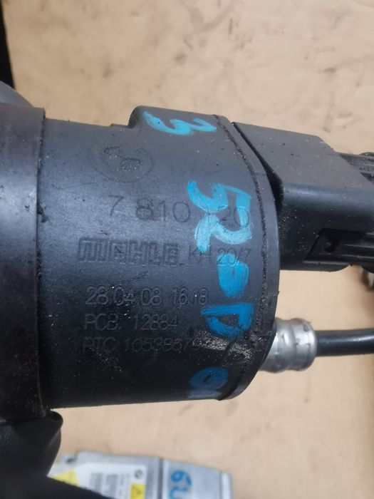 BMW E90 E91 E87 X3 E60 podgrzewacz filtra paliwa 3pin