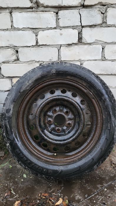 Продам колесо R16