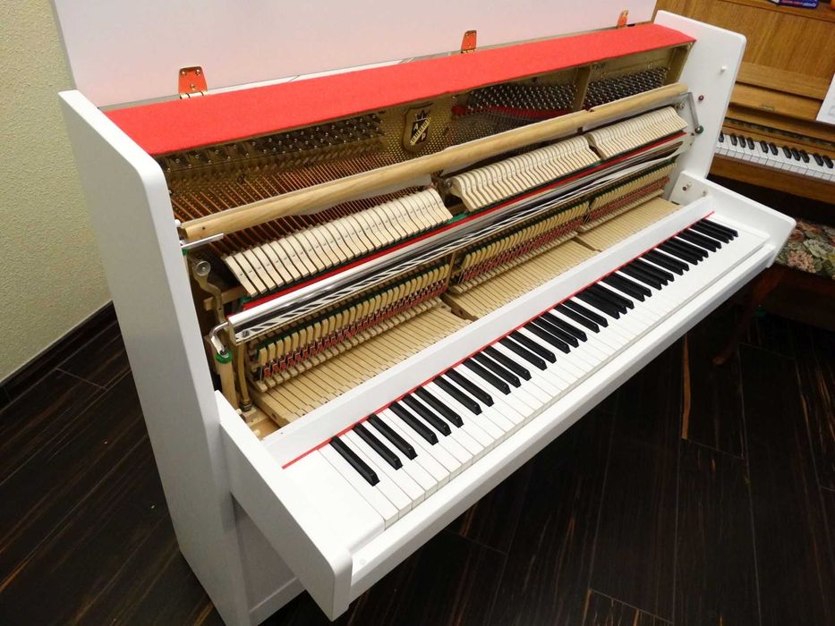 Pianino biale Petrof bdb