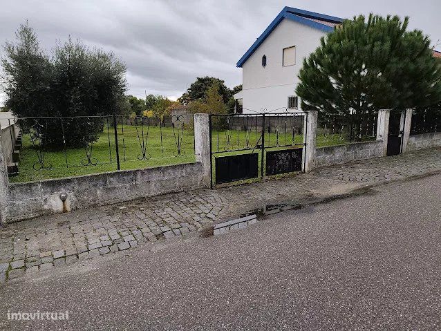 Terreno Residencial de 692 m² à Venda na Comenda