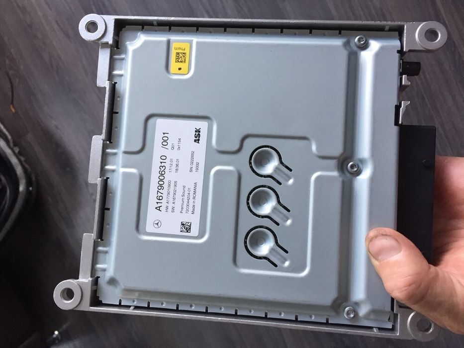 Burmester  Harman усилитель звука w 222 213 253 205  166 167 217