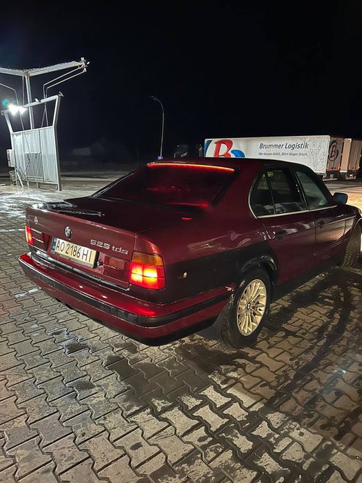 Продам бмв е34 525TDC
