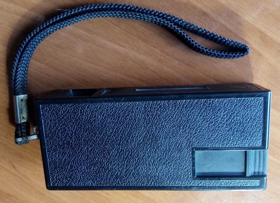 Máquina fotográfca com mais de 50anos