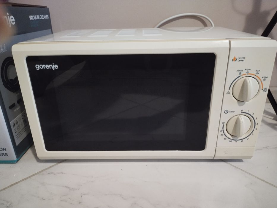 Мікрохвильова піч