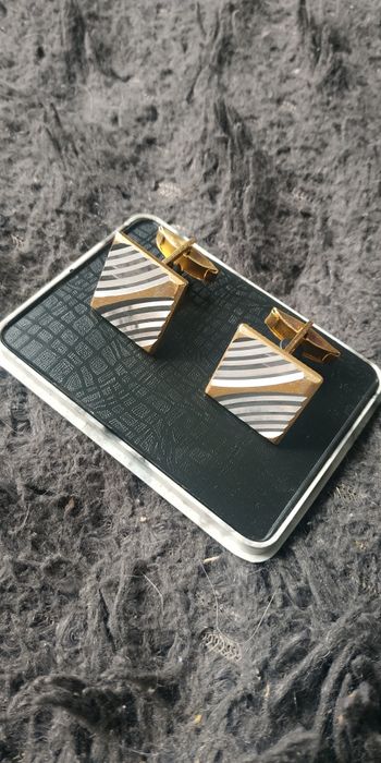 Продам запонки советские