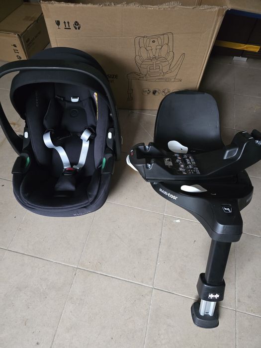 Fotelik samochodowy maxi cosi z baza