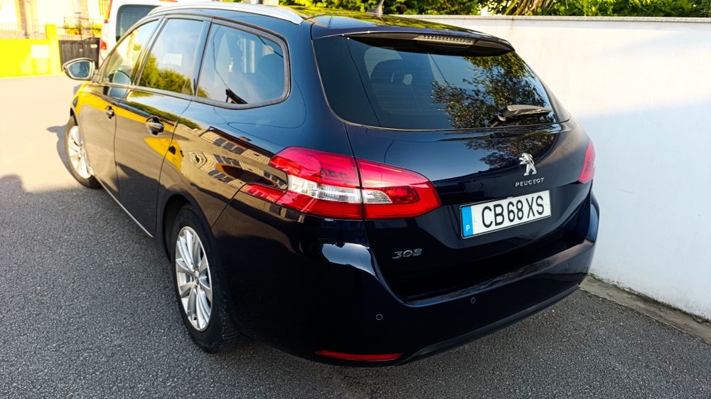 Peugeot 308  1.2 Pure tech style