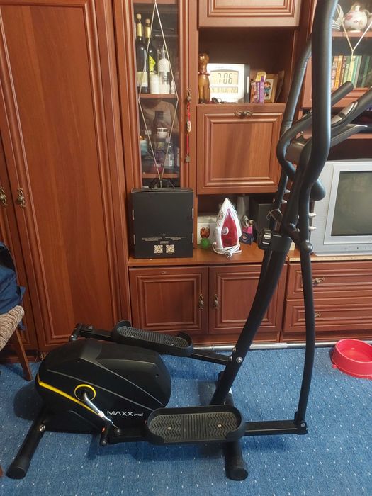 Продам Орбитрек б/у,