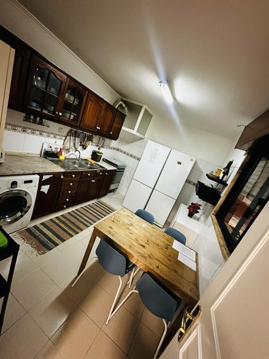 Quarto para arrendar c despesas incluídas na Tapada das Mercês