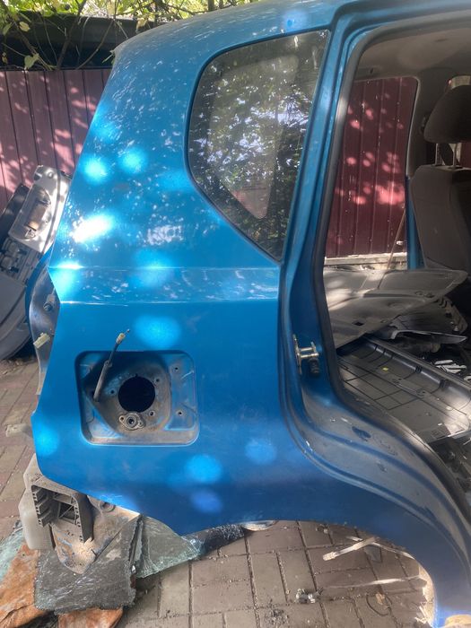 Заднее правое крыло Шевролет Авео хэтчбек т 255