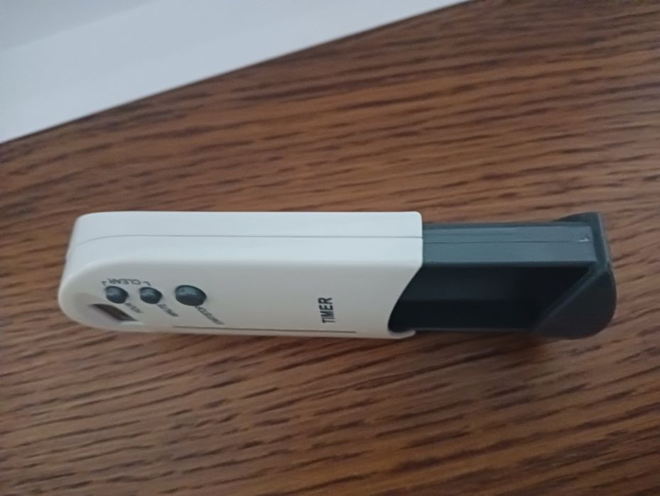 Przypominacz timer z szufladką na leki, suplementy diety