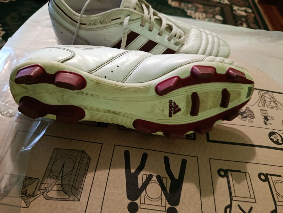 Футбольне взуття