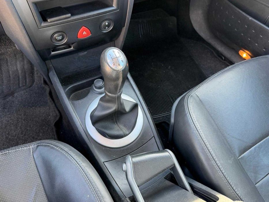 Renault Mégane 1.5DCi – Bom estado - 180000Km