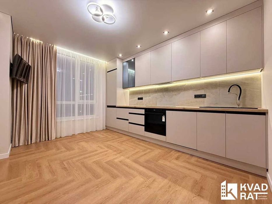 Продаж у укомплектованої квартири у новобудові біля ТЦ Veles Mall