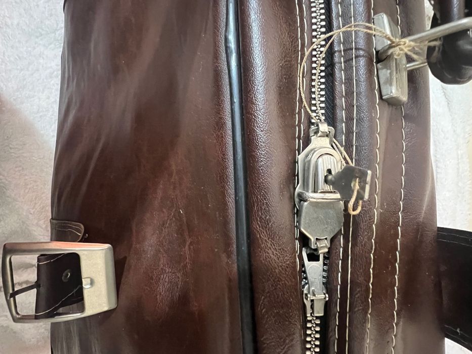 Mala Antiga de Viagem Castanha