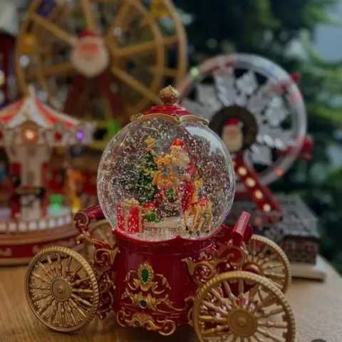 Снігова куля "Карета" з автопіддувом