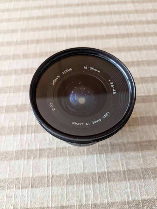 Sigma 17-35mm f/3.5-4.5 D p/ Nikon - PARA PEÇAS / AVARIADA
