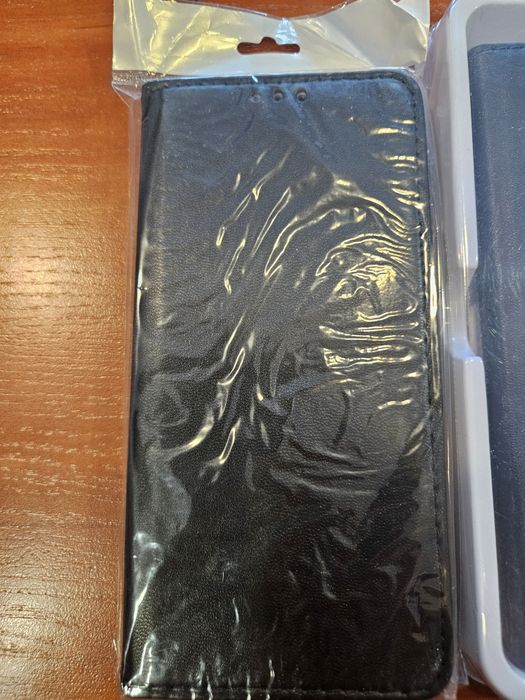 Etui zamykane pokrowiec futerał case do Realme  8i