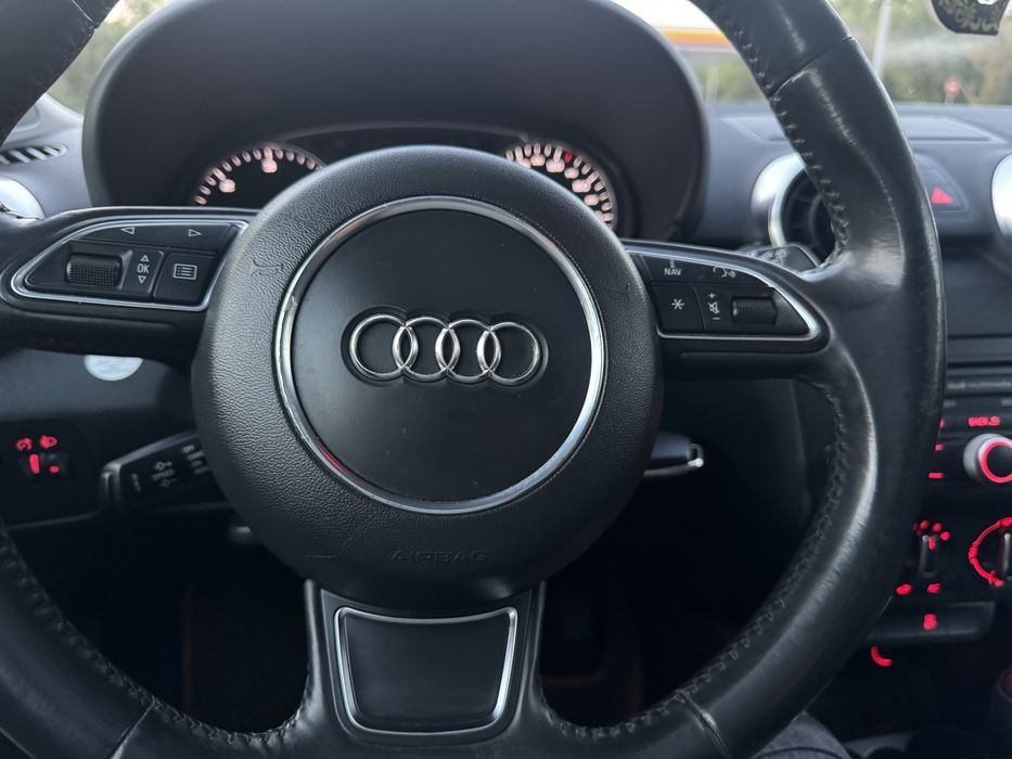 Audi A1 2012 1.6 TDI Avtomat ! New!