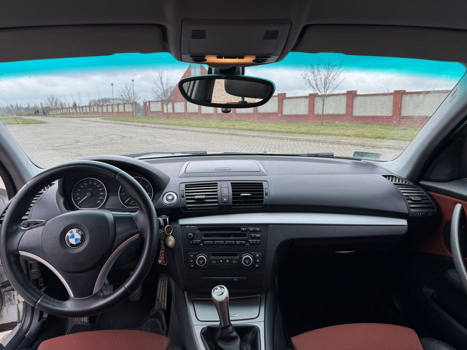 BMW E87, 118i, rok 2007