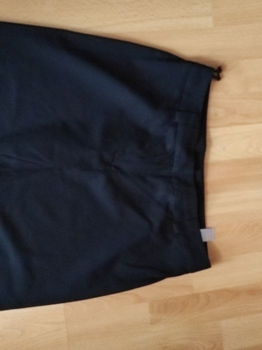 Eleganckie proste spodnie damskie długość 3/4