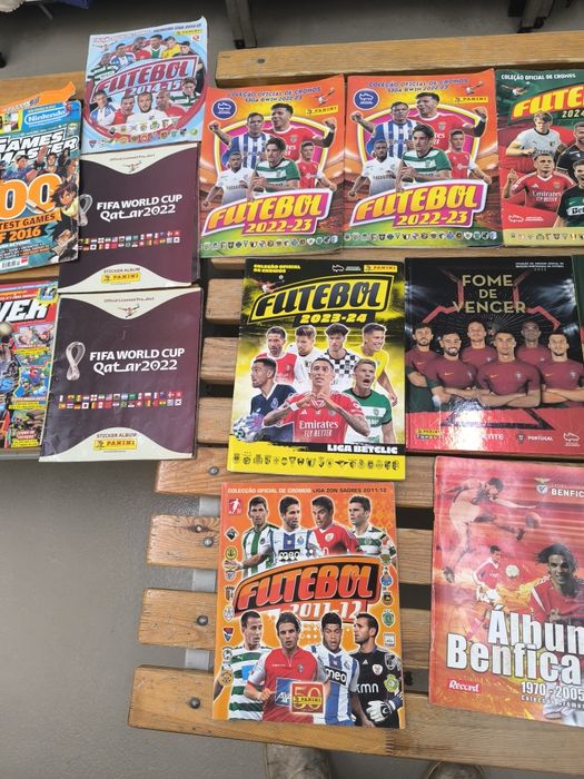 Cadernetas lote 12 € Panini Fome de Vencer Sporting/ Benfica / marvel