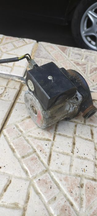 Bomba de circulação de água quente