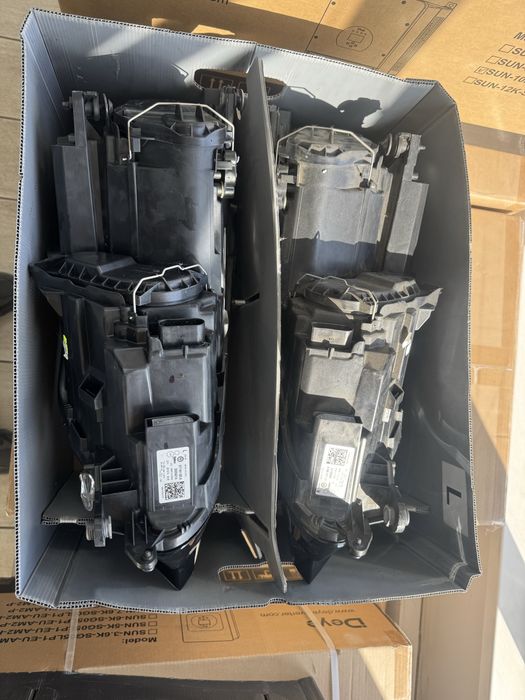 Фари Volkswagen Golf Sportsvan 2014-2020