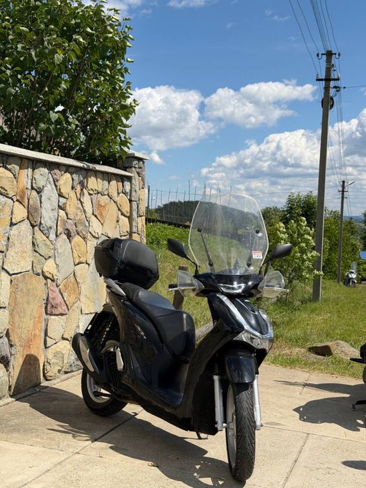Продам Honda sh 125i