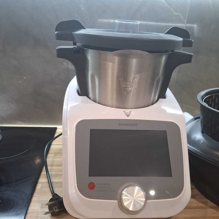 Robot kuchenny Monsieur Cuisine Connect Trend + komplet akcesoriów